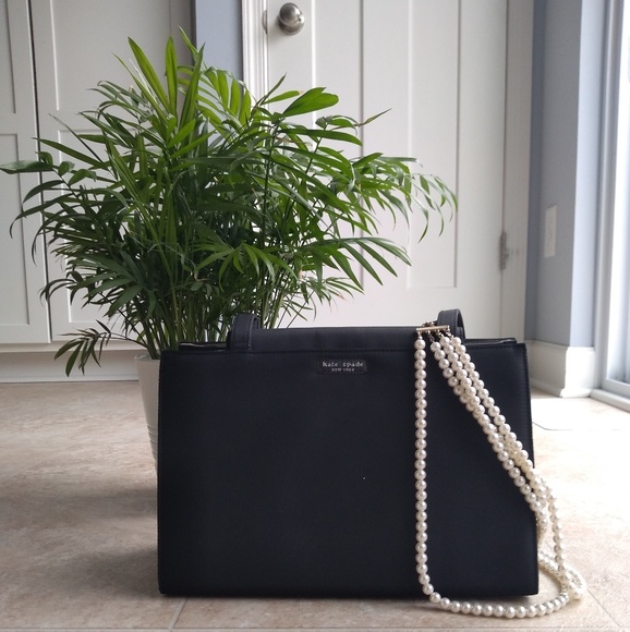 kate spade Handbags - Vintage Kate Spade vinyl purse.